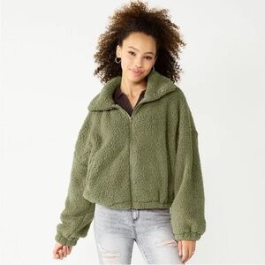OFFLINE By Aerie Fluff Love Sherpa Jacket/ Olive color Women's size: XS/S(025)